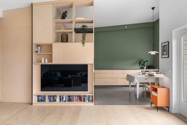 real estate, interior, house, luxury, sofa, living room, table, floor, wooden, chair, decor, pillow, cabinet, bed room, bathroom, kitchen, view, window, art, design, hallway, lamp, carpet, shelf, home. Coworking space expansion: the questions that matter